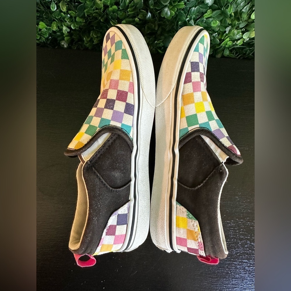 Missy Classic Slip On Rainbow Checkered Vans Sz 3 - Picture 8 of 9